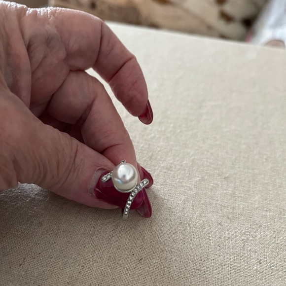 Elegant Vintage Pearl Zircon Ring in Silver Size 8 - NEW - Picture 6 of 12